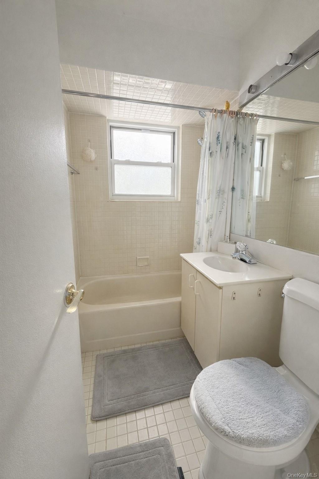 #4 photo, 15033 Jewel Avenue, קווינס Flushing , NY 11367