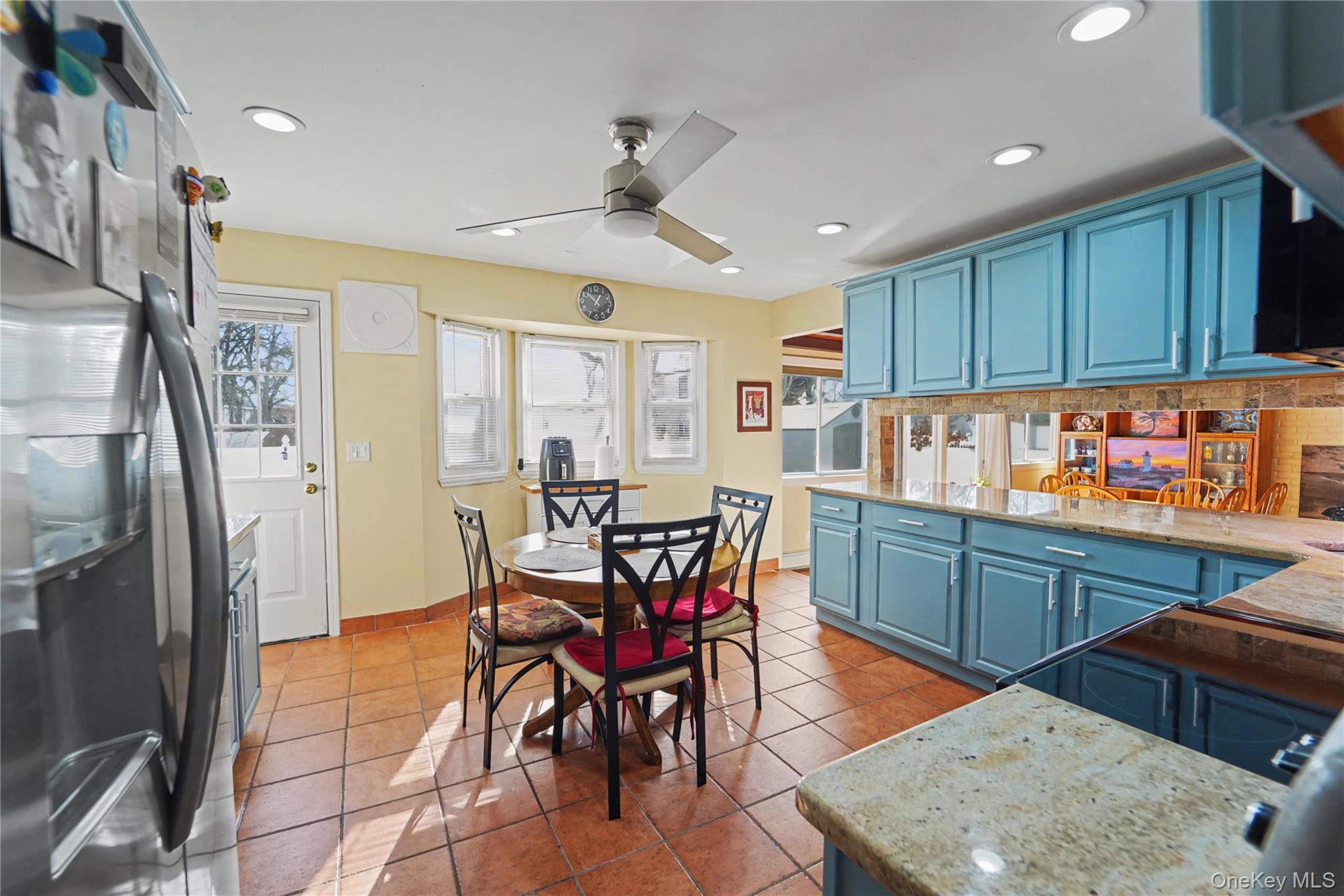 #19 photo, 21 Francisco ave Francisco ave, Central Islip , NY 11722