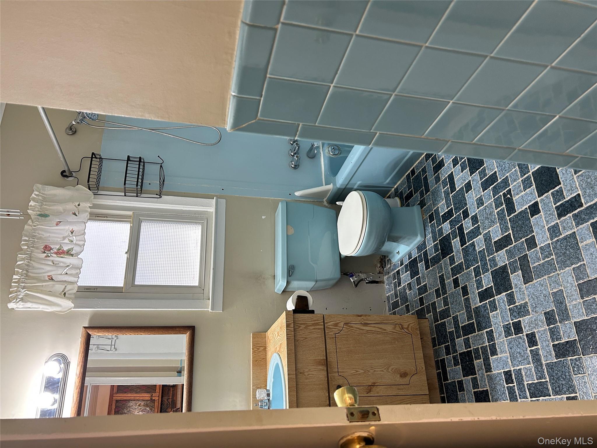 #5 photo, 43 2nd Street, Ronkonkoma , NY 11779