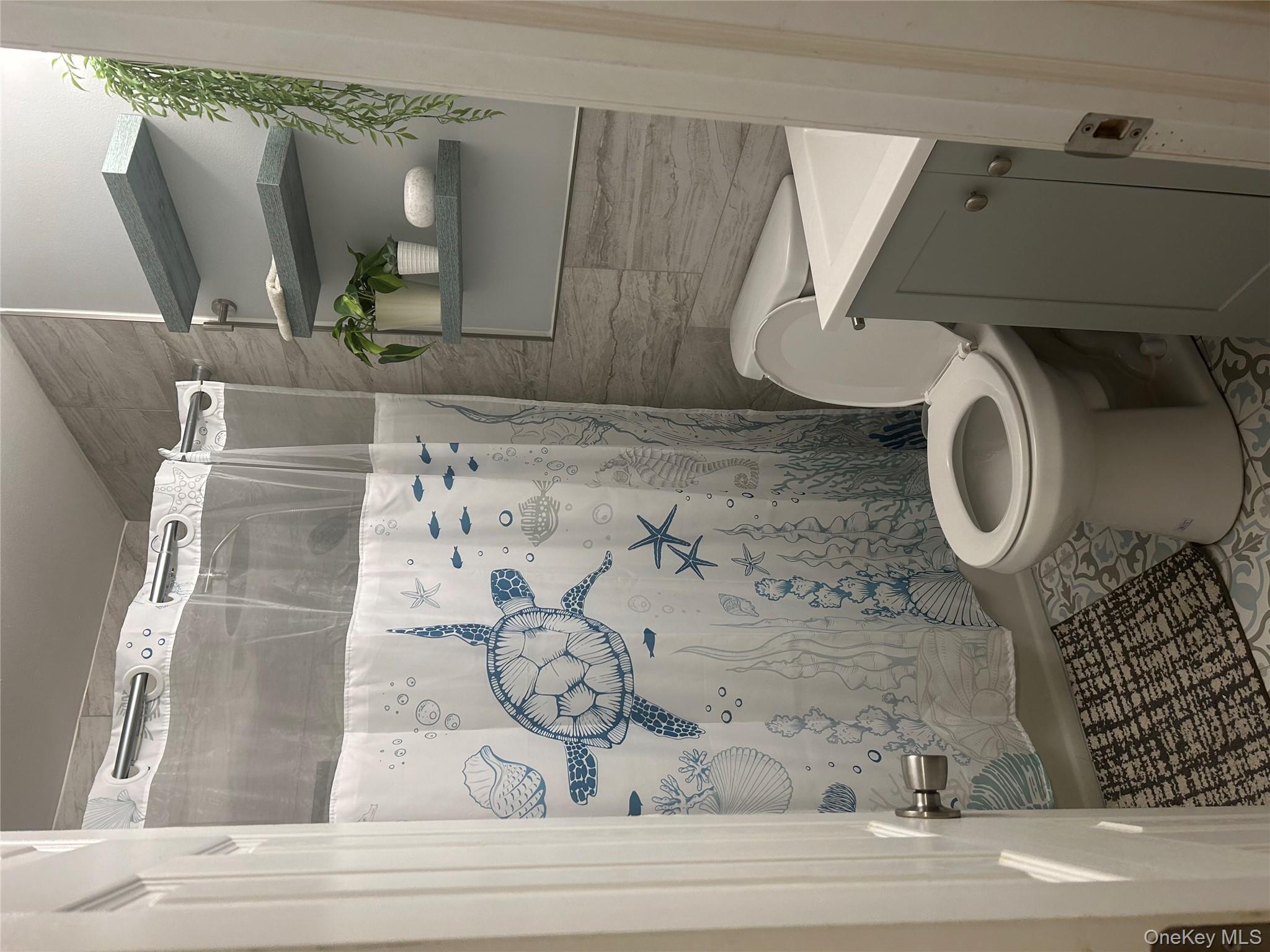 #12 photo, 2453 Union Boulevard, Islip , NY 11751