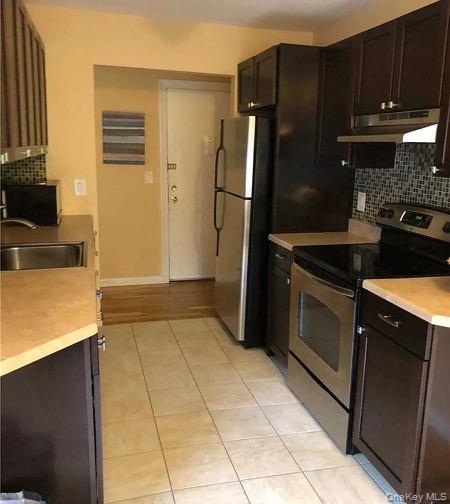 #3 photo, 2453 Union Boulevard, Islip , NY 11751