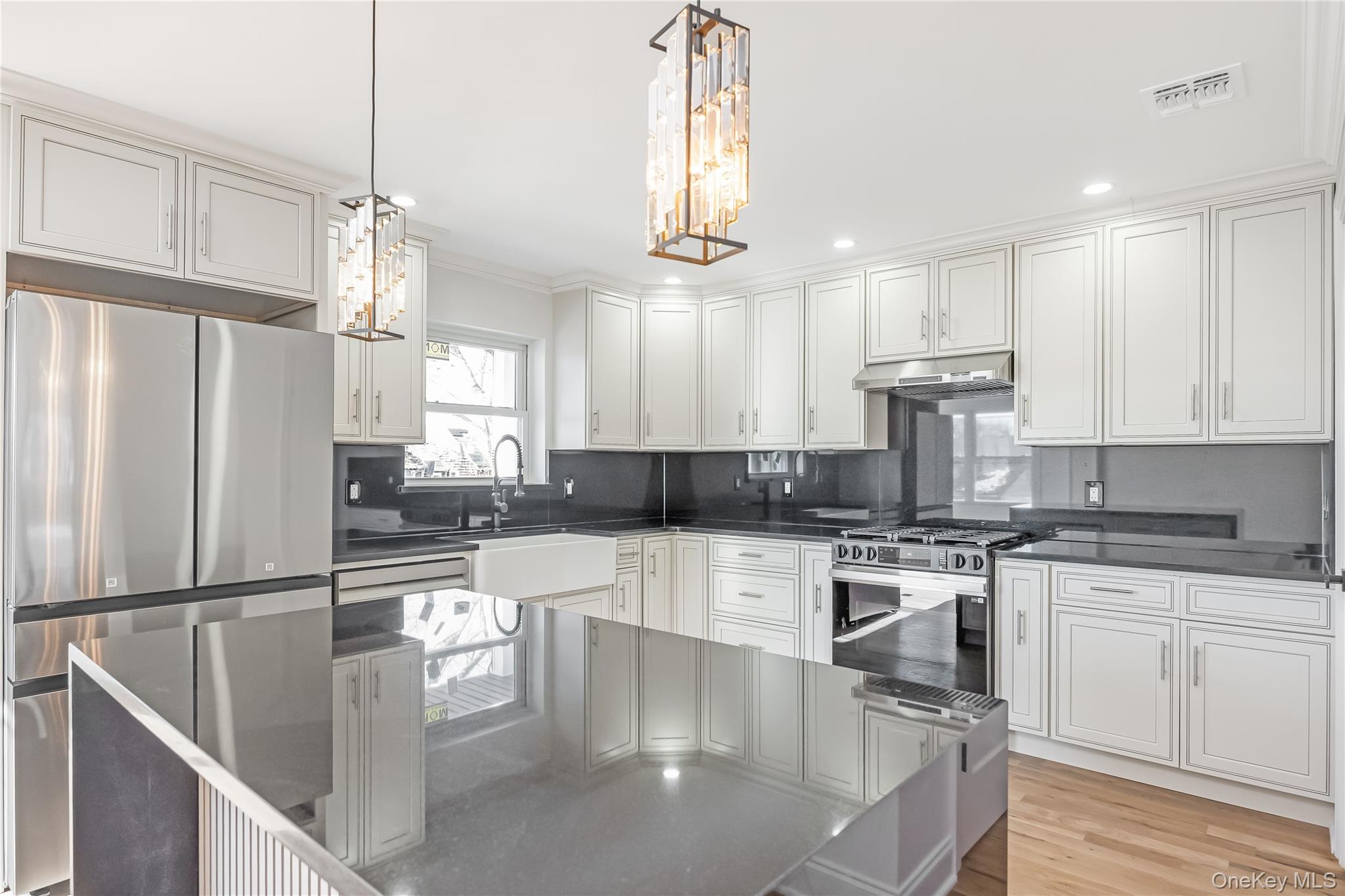 #18 photo, 21 Norman Avenue, Amityville , NY 11701