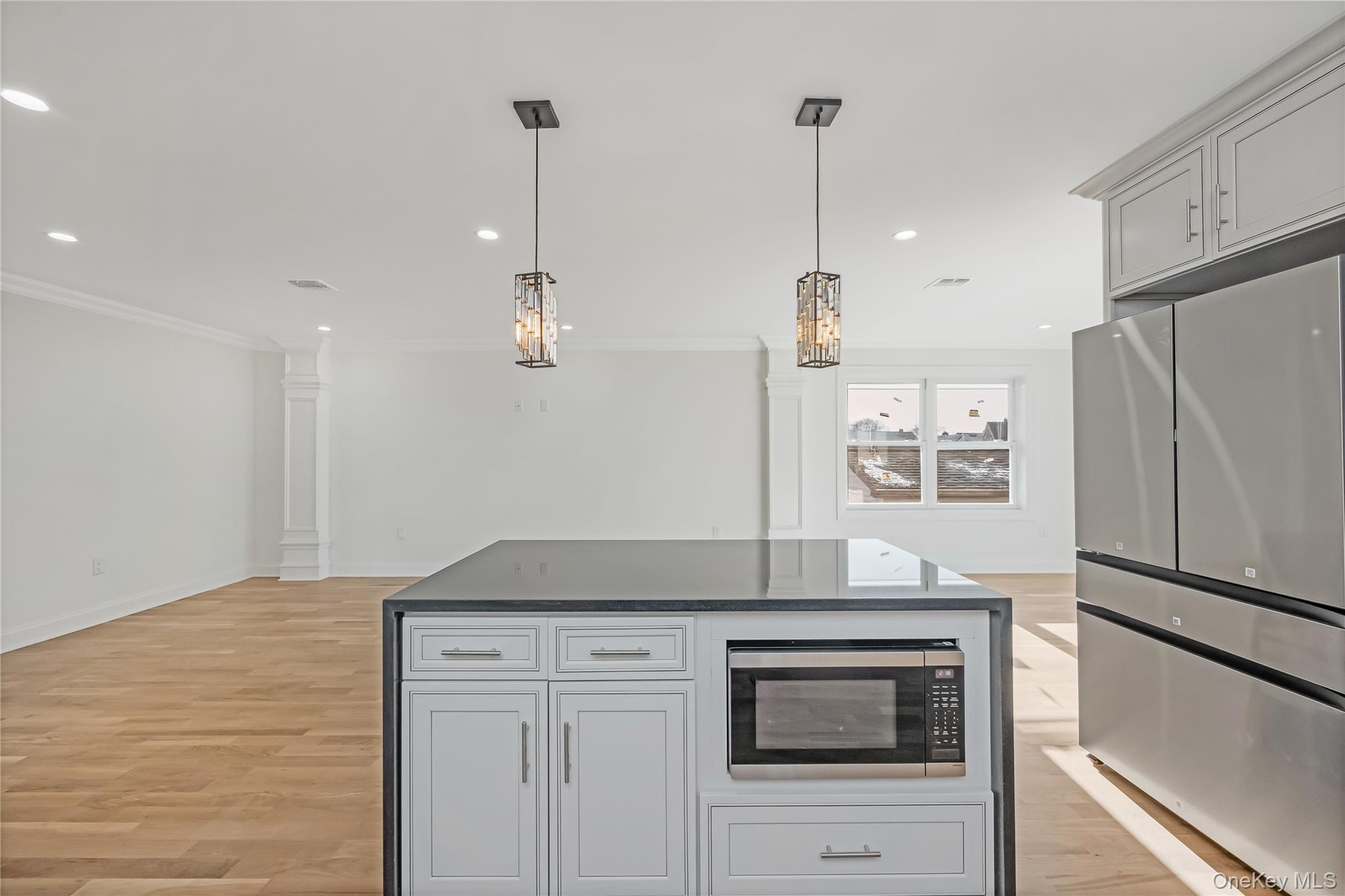 #20 photo, 21 Norman Avenue, Amityville , NY 11701