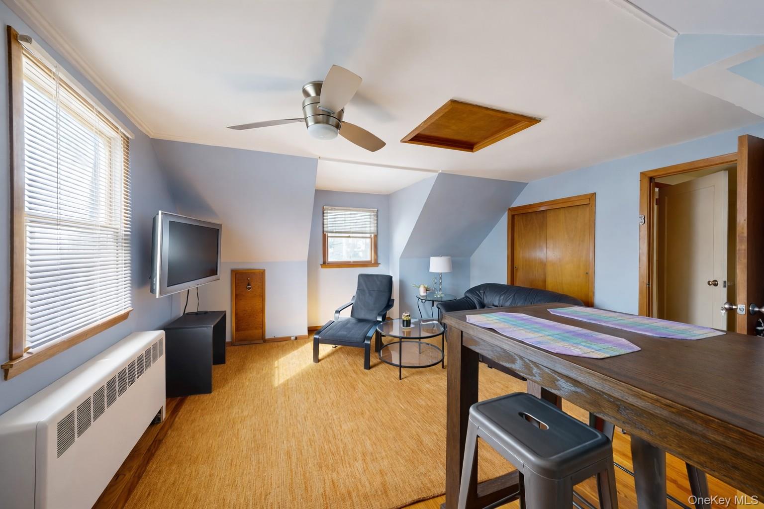 #14 photo, 1762 Broadway, New Hyde Park , NY 11040