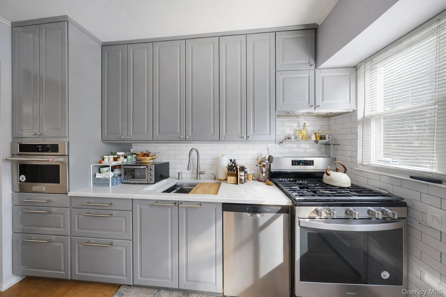 #2 photo, 1762 Broadway, New Hyde Park , NY 11040