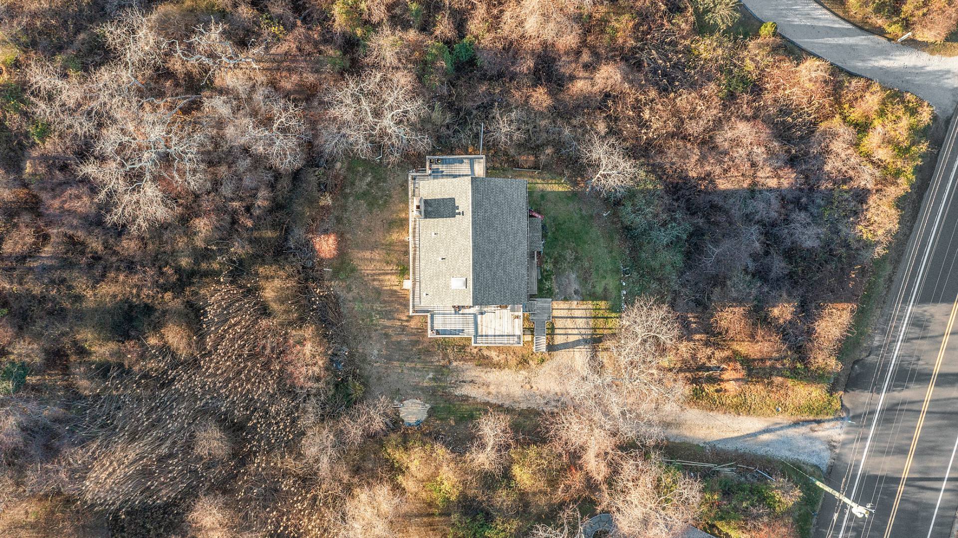 #20 photo, 17 West Lake Drive, Montauk , NY 11954