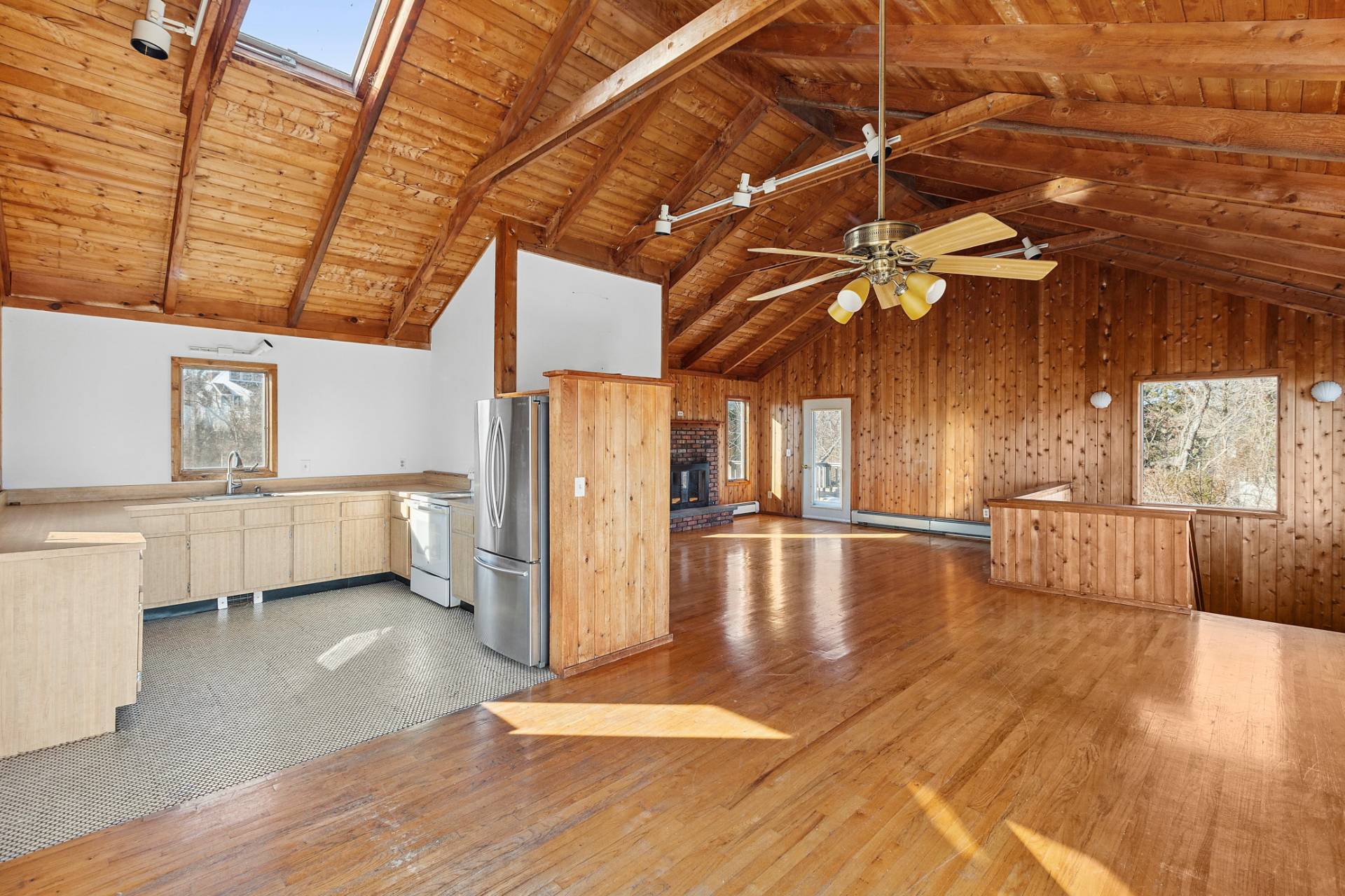 #6 photo, 17 West Lake Drive, Montauk , NY 11954