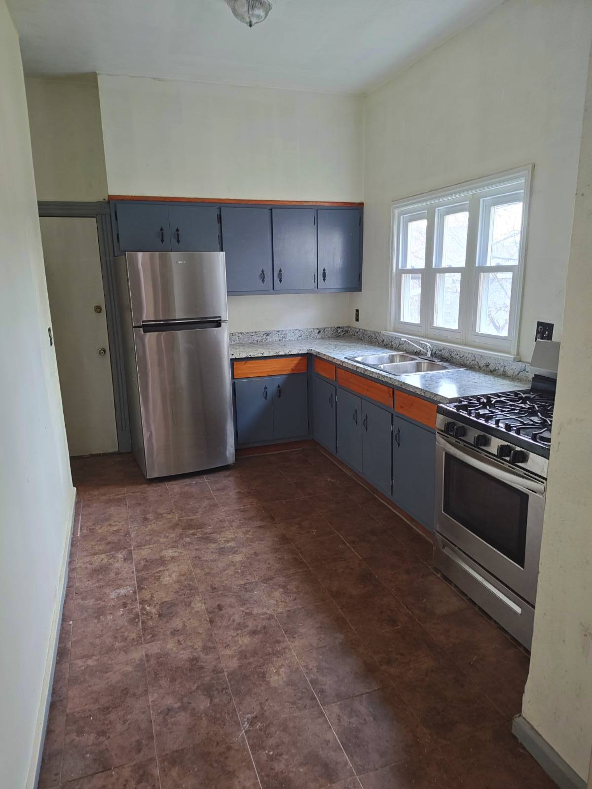 #4 photo, 118 Winter Avenue, #1st Floor, Staten Island , NY 10301