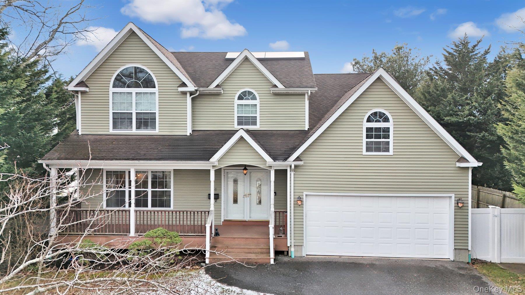 #1 photo, 14 Donna Place, East Islip , NY 11730