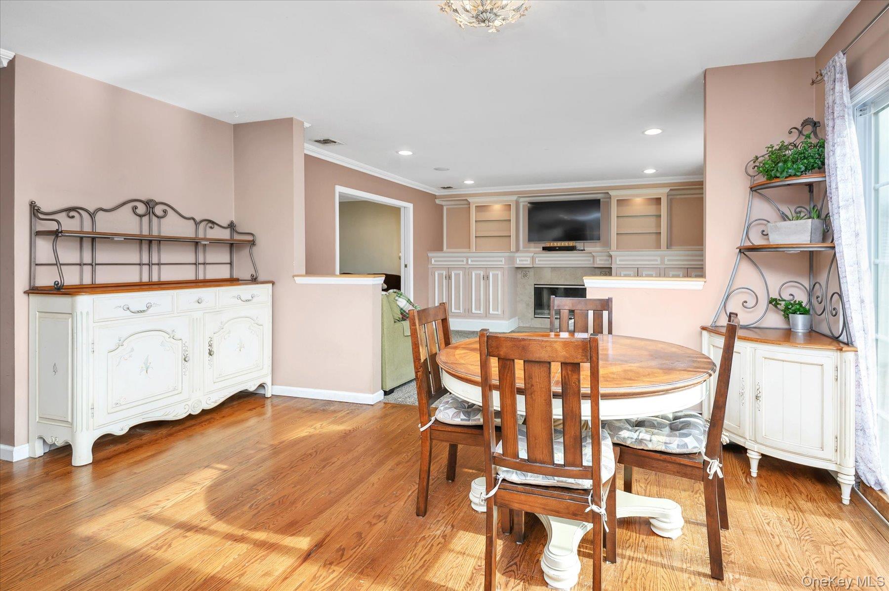 #10 photo, 14 Donna Place, East Islip , NY 11730