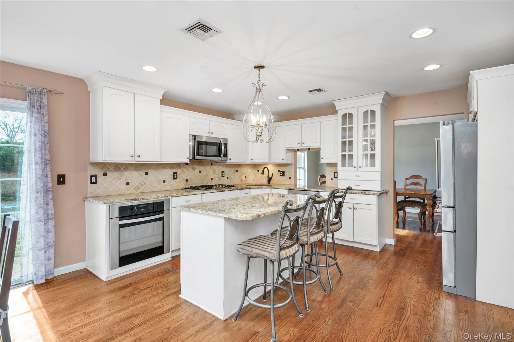 #12 photo, 14 Donna Place, East Islip , NY 11730