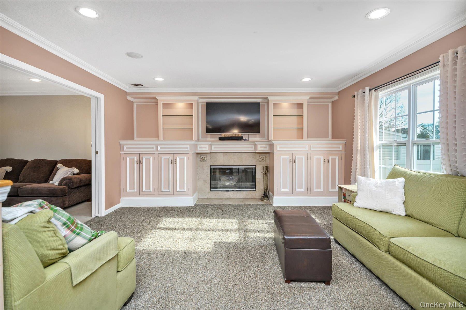 #8 photo, 14 Donna Place, East Islip , NY 11730