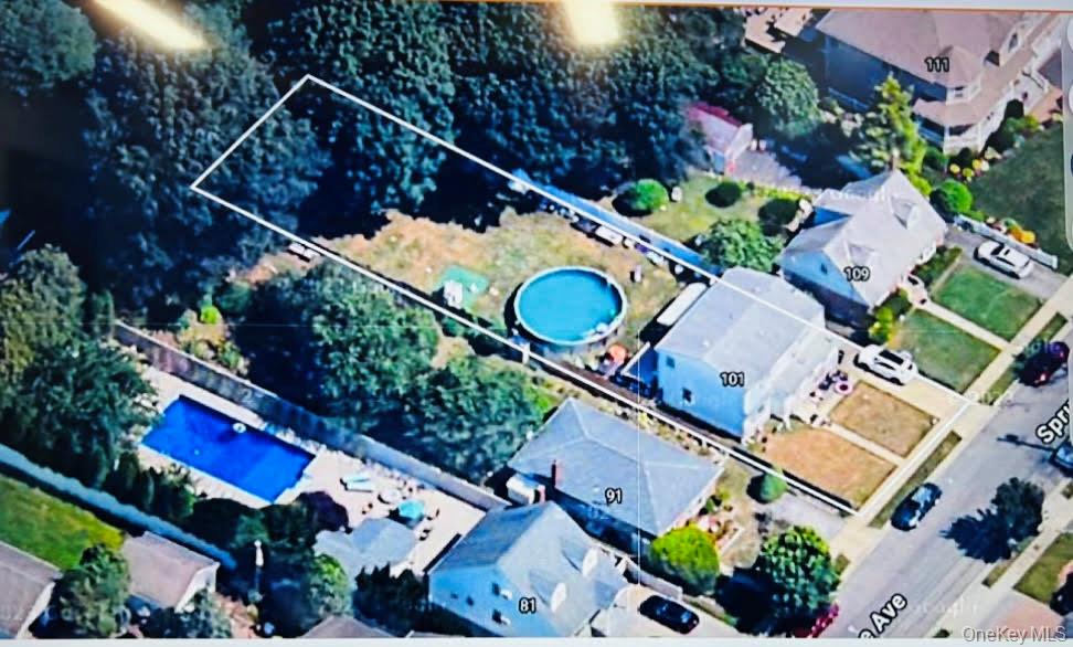 #2 photo, 101 Spruce Avenue, Bethpage , NY 11714