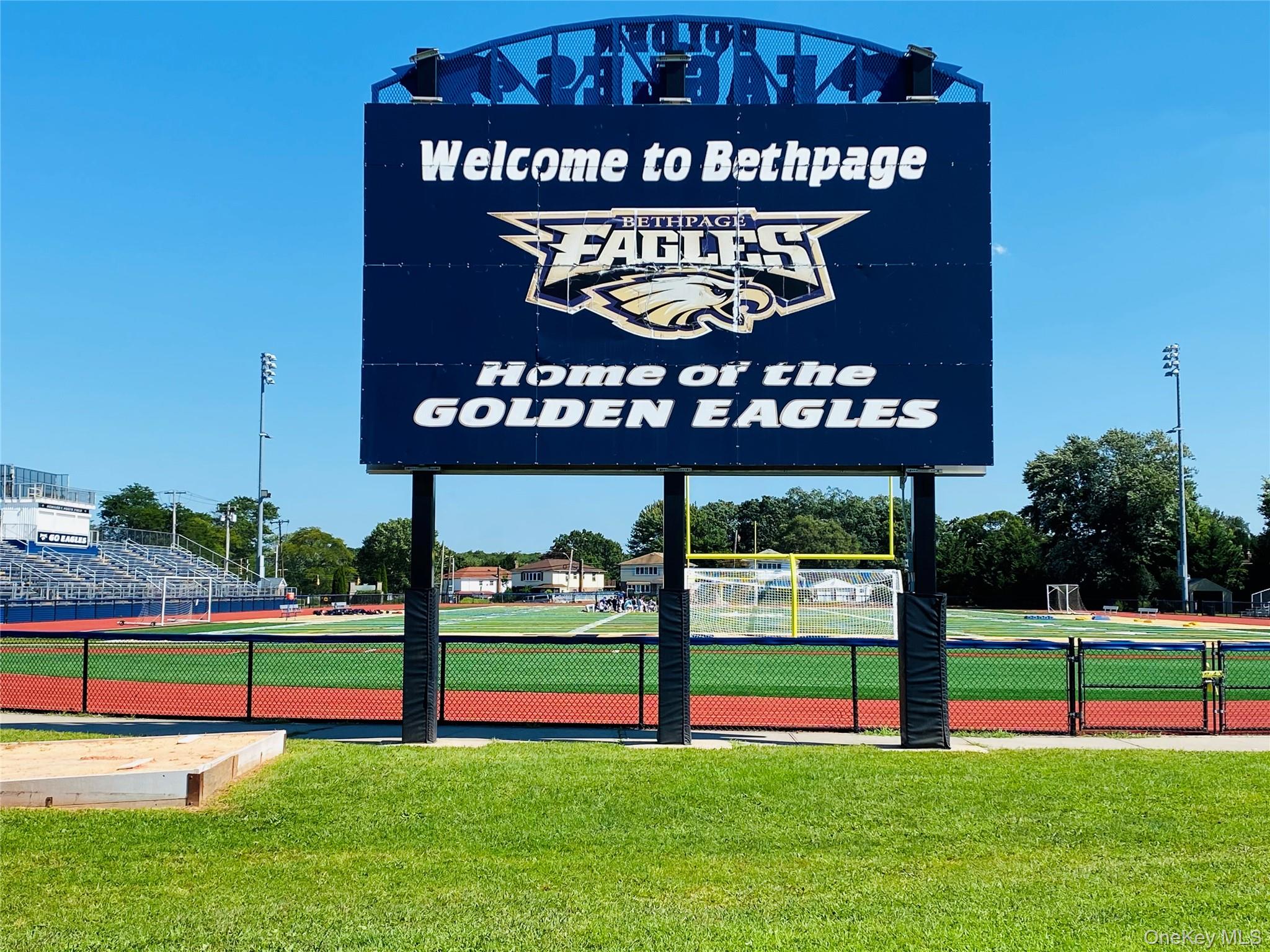 #4 photo, 101 Spruce Avenue, Bethpage , NY 11714