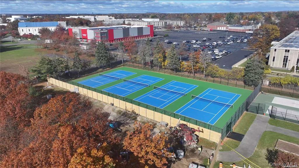 #9 photo, 101 Spruce Avenue, Bethpage , NY 11714