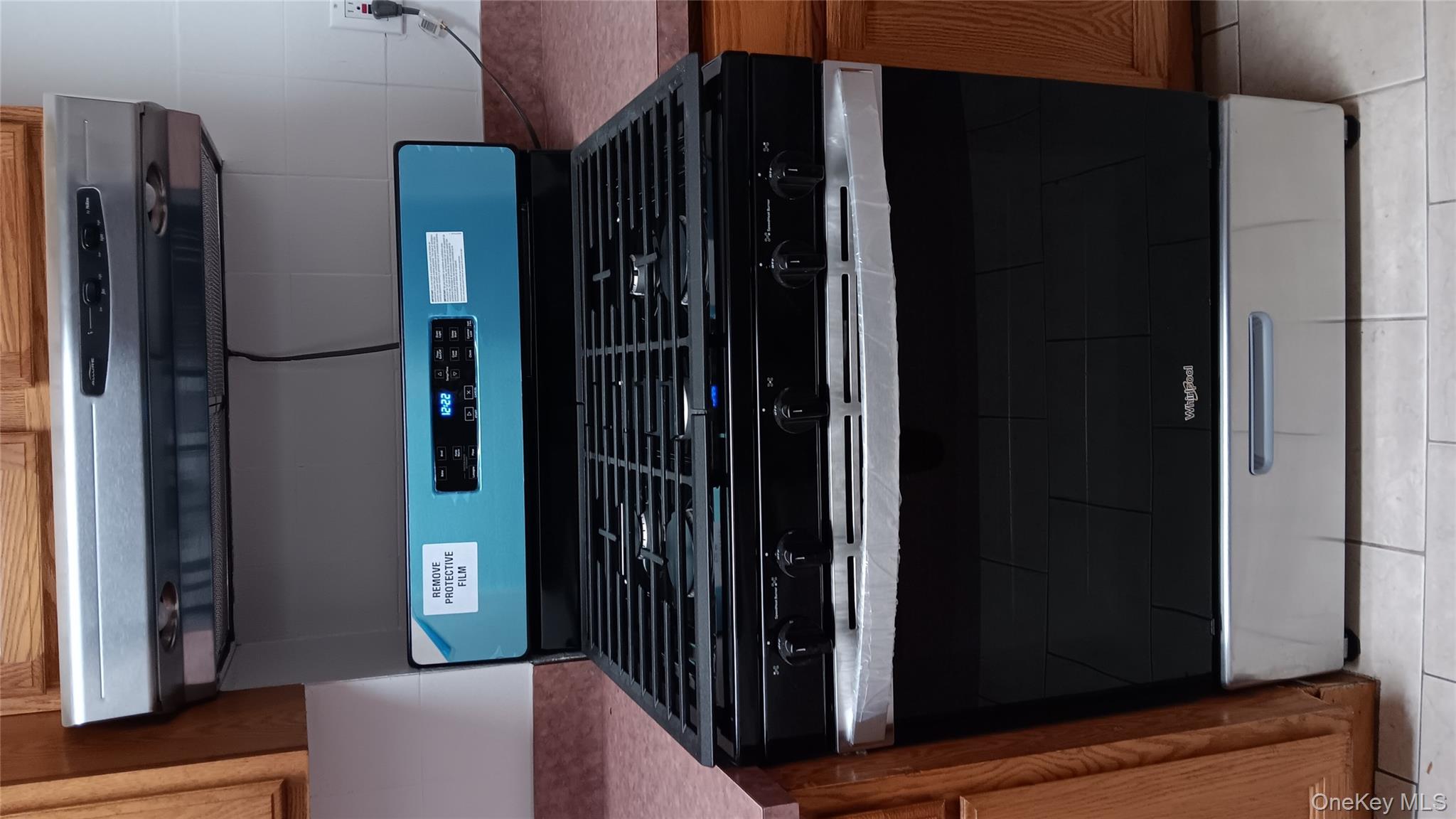 #12 photo, 1811 Wallace Avenue, Bronx , NY 10462