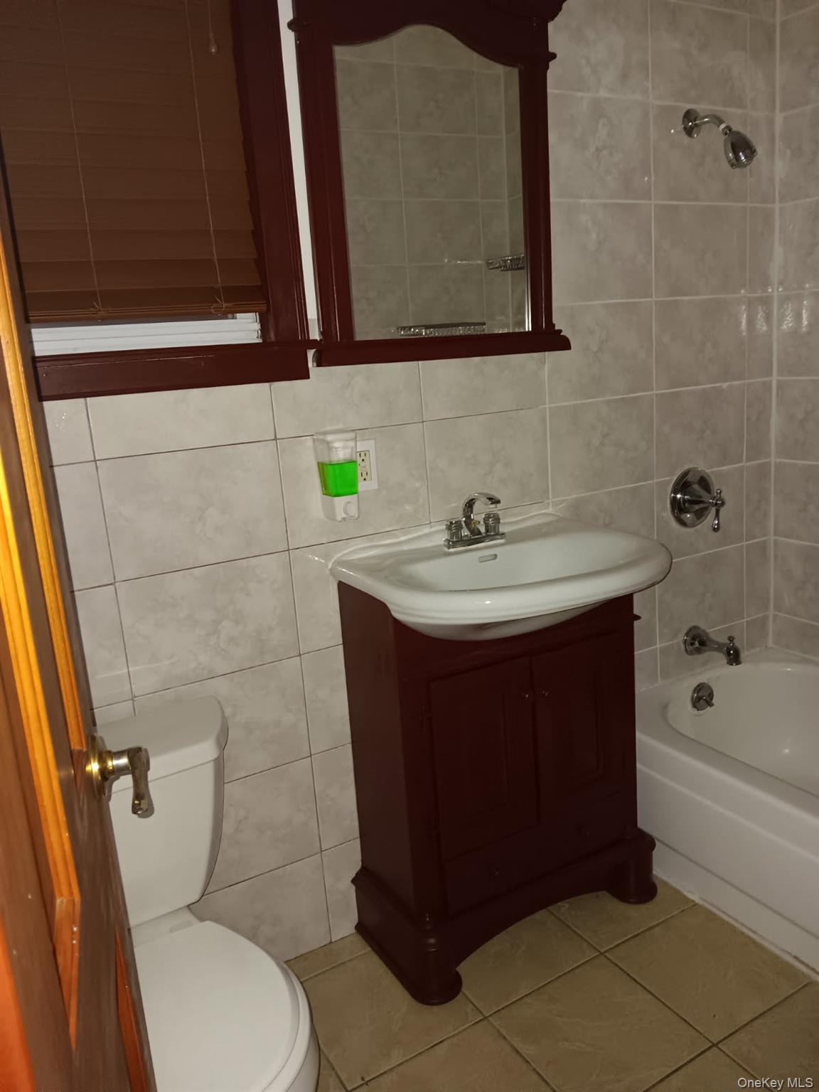 #18 photo, 1811 Wallace Avenue, Bronx , NY 10462