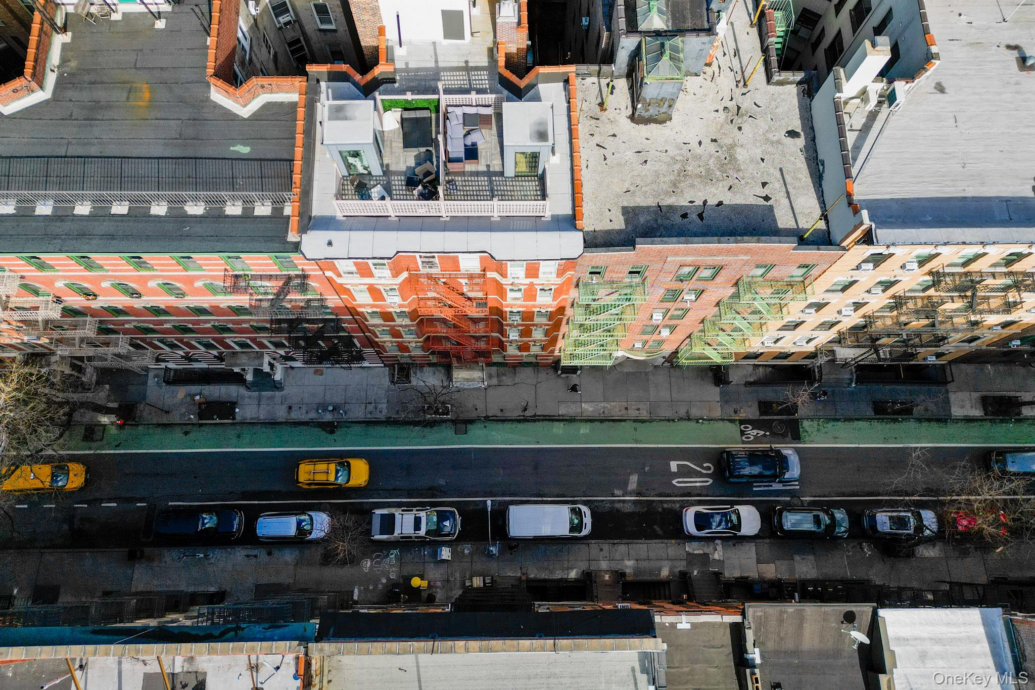 #20 photo, 204 W 10th Street, New York (Manhattan) , NY 10014