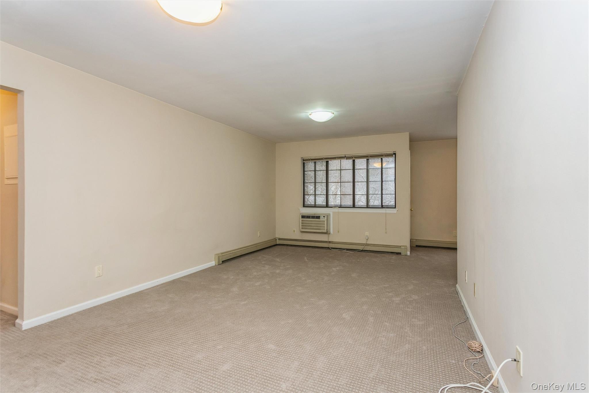 #11 photo, 72 Foxwood Circle, Mount Kisco , NY 10549