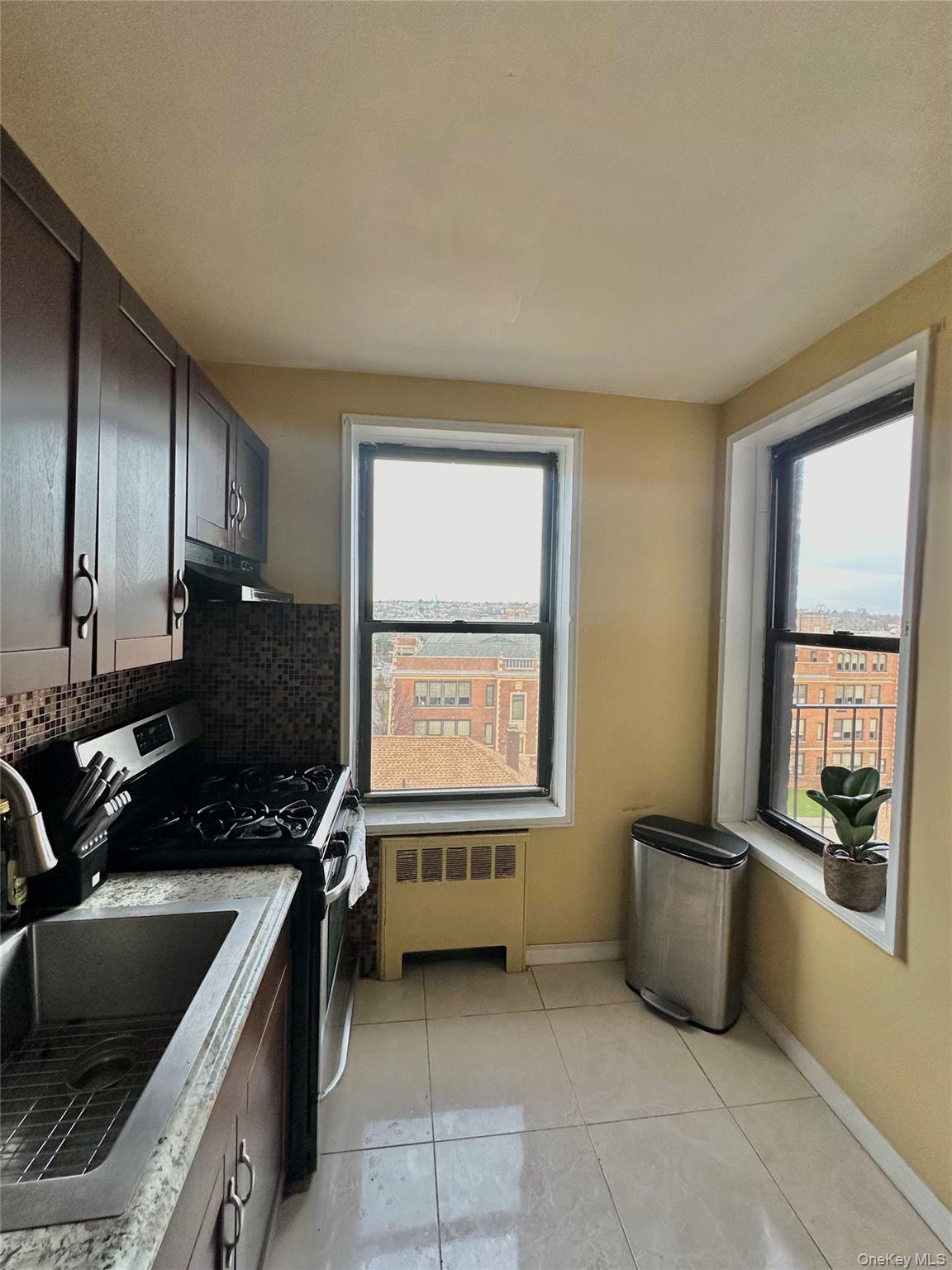 #10 photo, 2 Windsor Terrace, White Plains , NY 10601