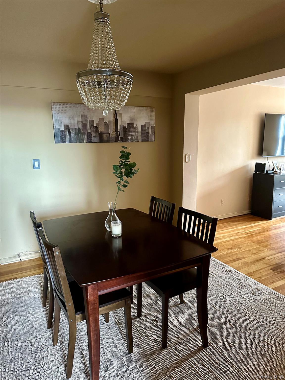 #6 photo, 2 Windsor Terrace, White Plains , NY 10601