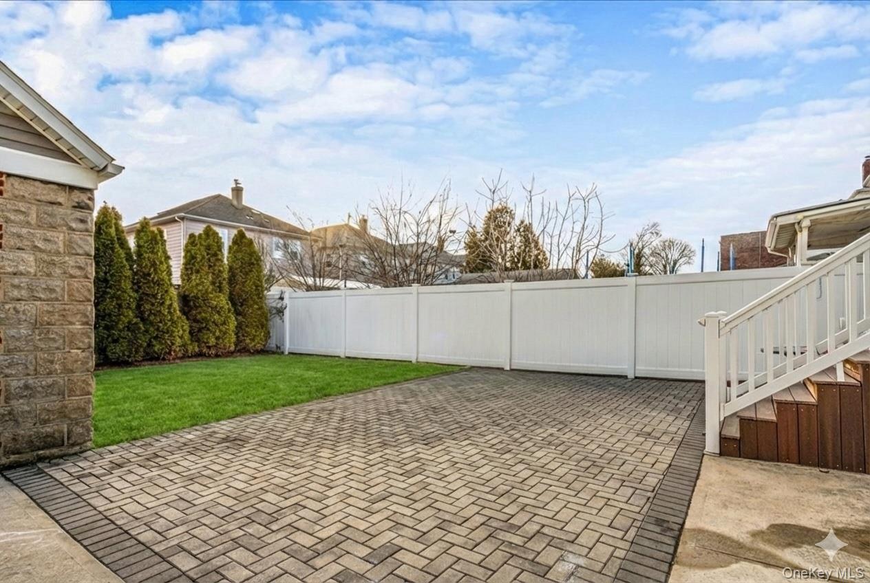 #15 photo, 14940 15th Drive, Whitestone , NY 11357