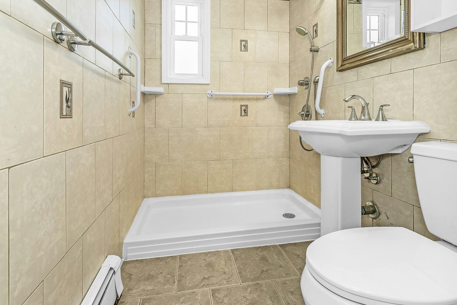 #16 photo, 78-07 SPRINGFIELD Boulevard, Bayside , NY 11364