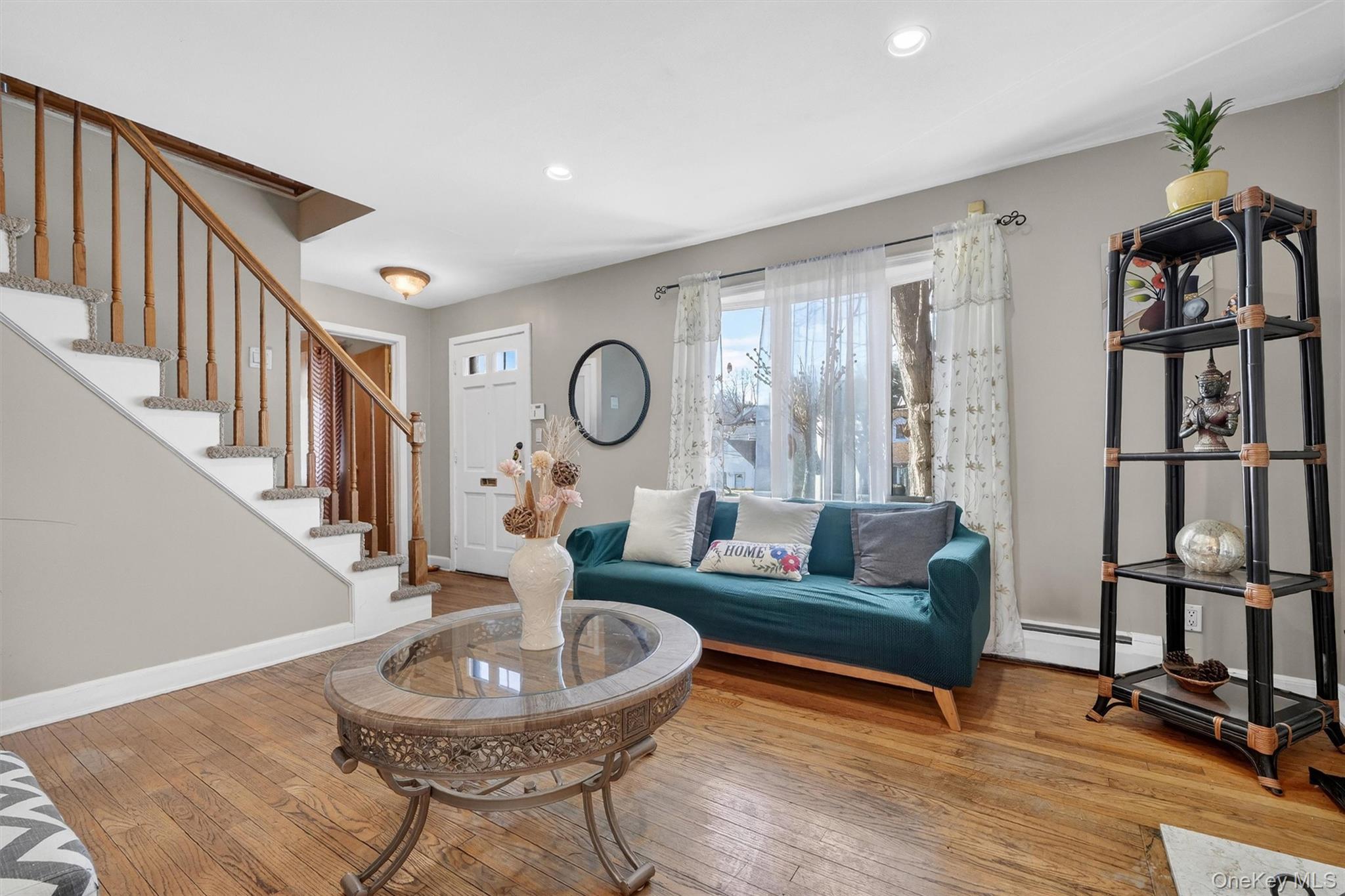 #5 photo, 191 Morsemere Avenue, Yonkers , NY 10703