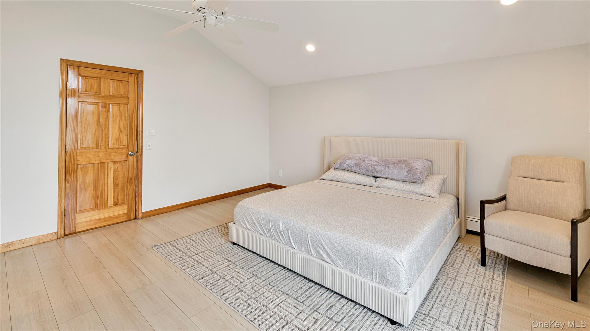 #19 photo, 3 Marjorie Lane, East Rockaway , NY 11518