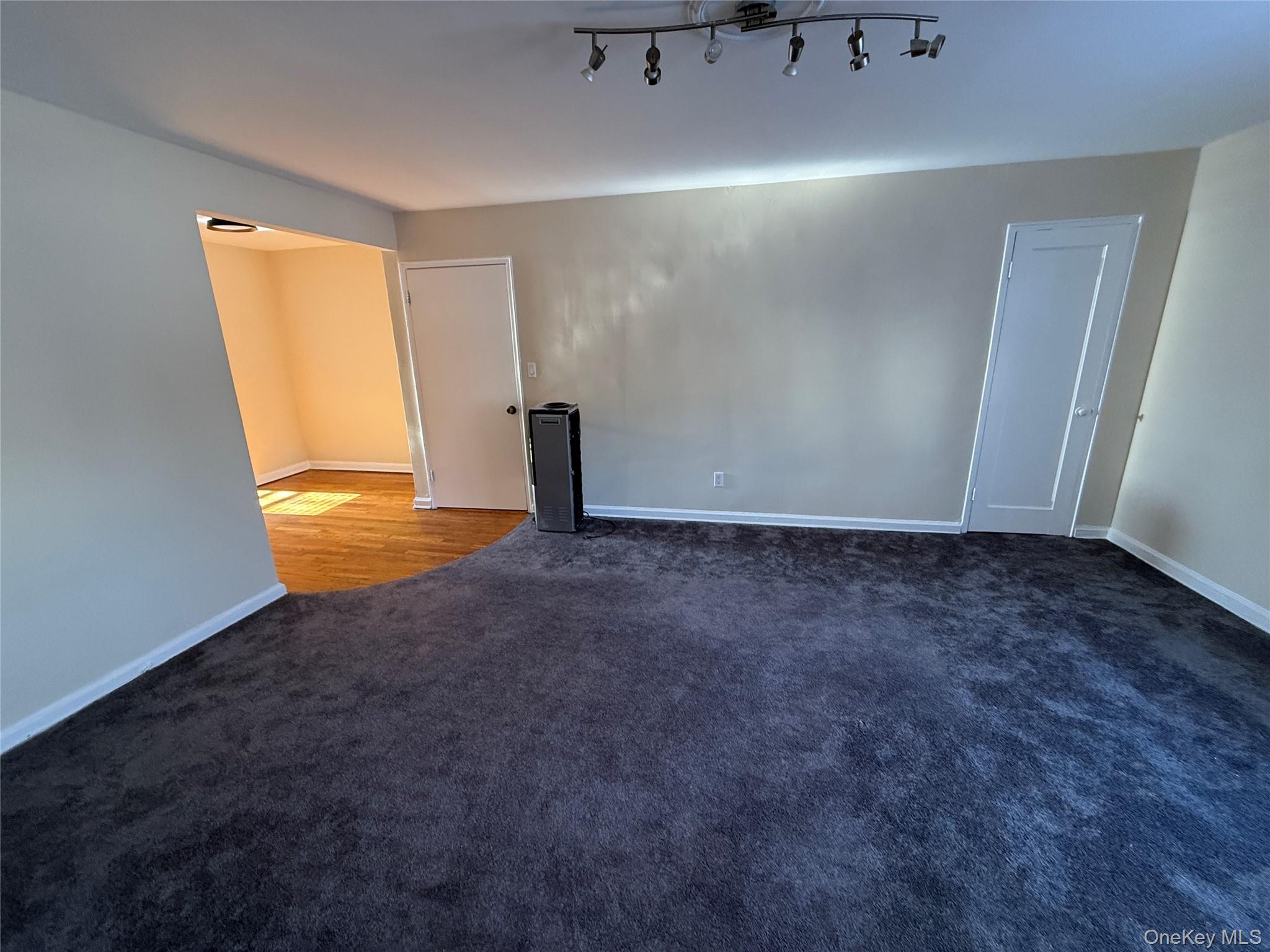 #9 photo, 194-20A 39th Avenue, Flushing , NY 11358