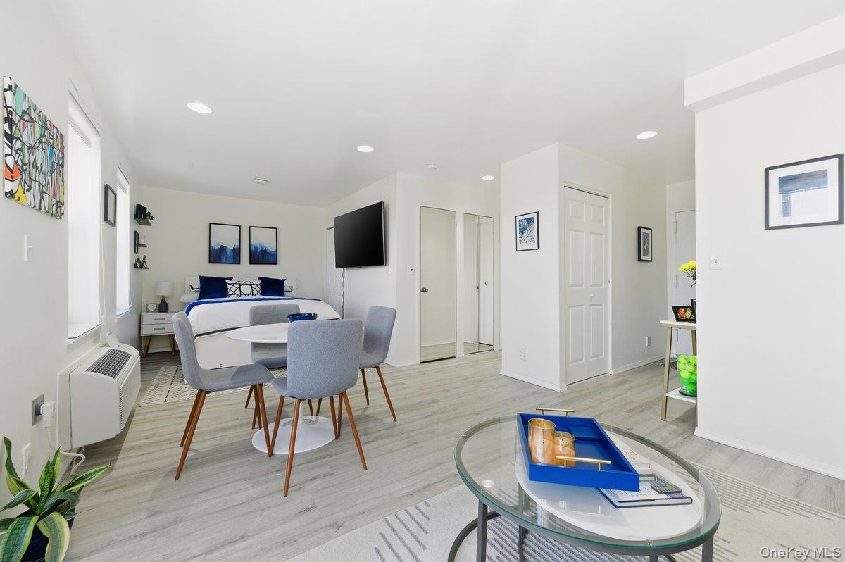 #3 photo, 2 Richmond Road, Lido Beach , NY 11561