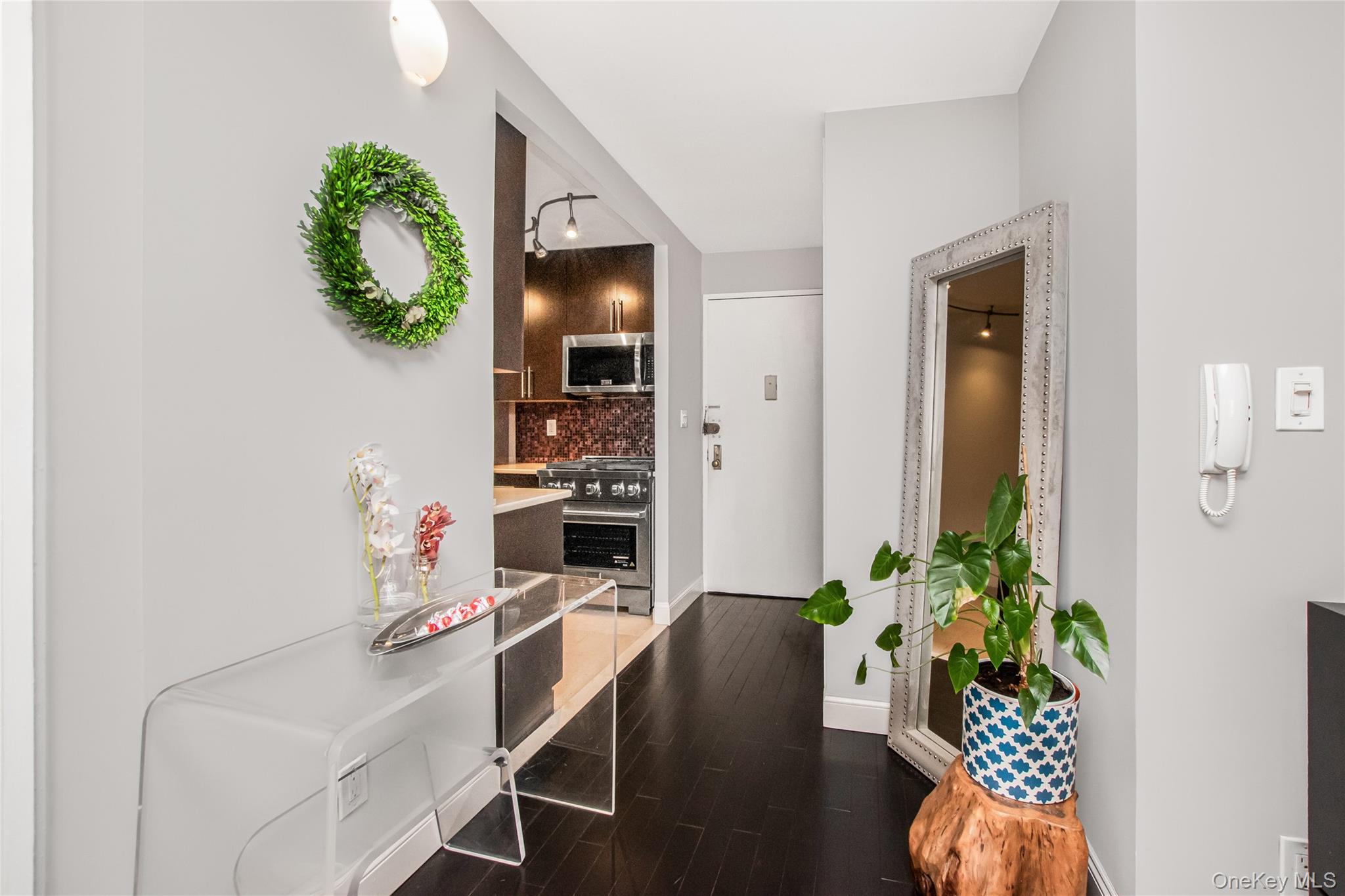 #9 photo, 2287 Johnson Avenue, ब्रोंक्स Bronx , NY 10463