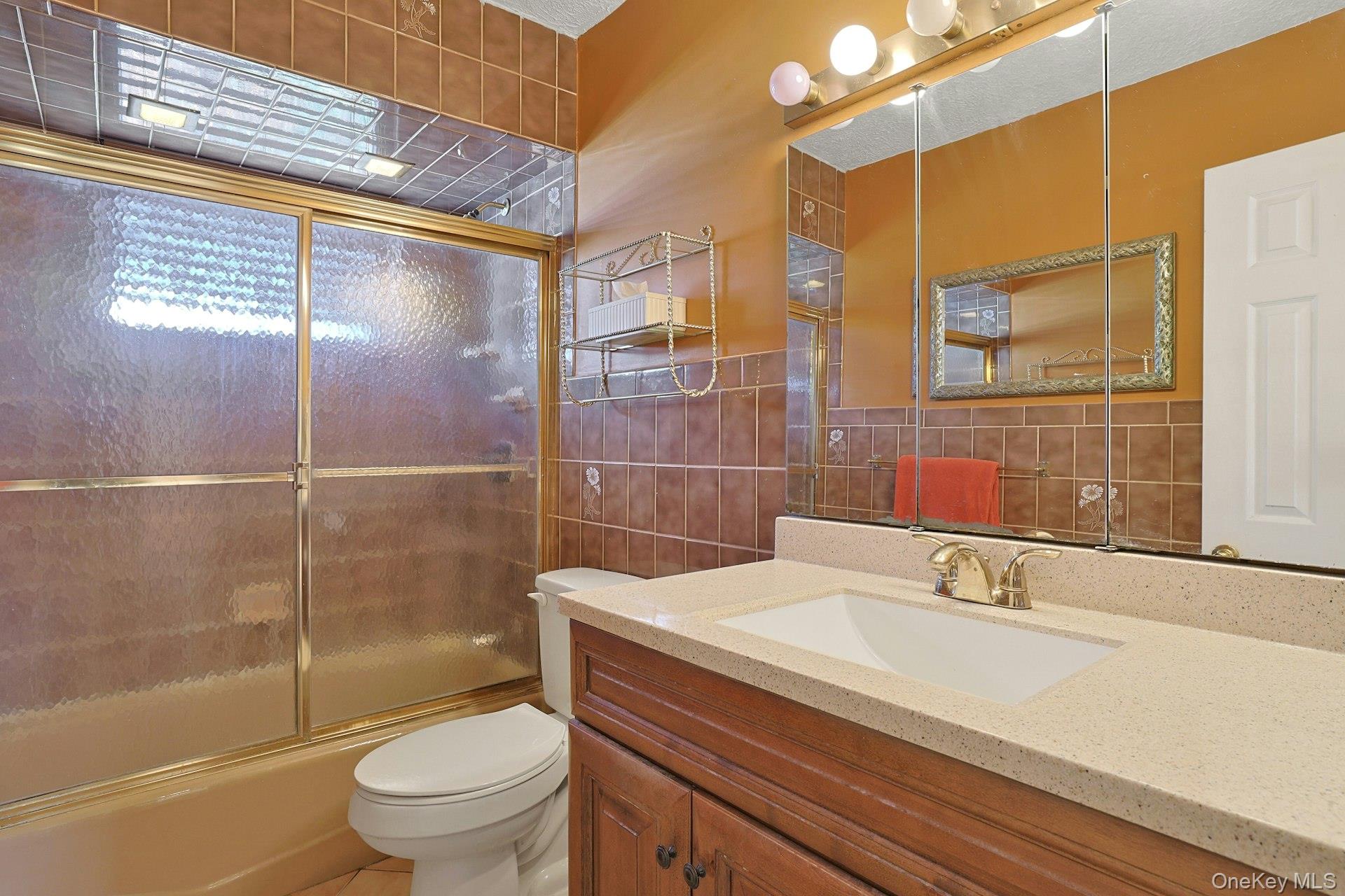 #17 photo, 25 Tennyson Drive, Nanuet , NY 10954