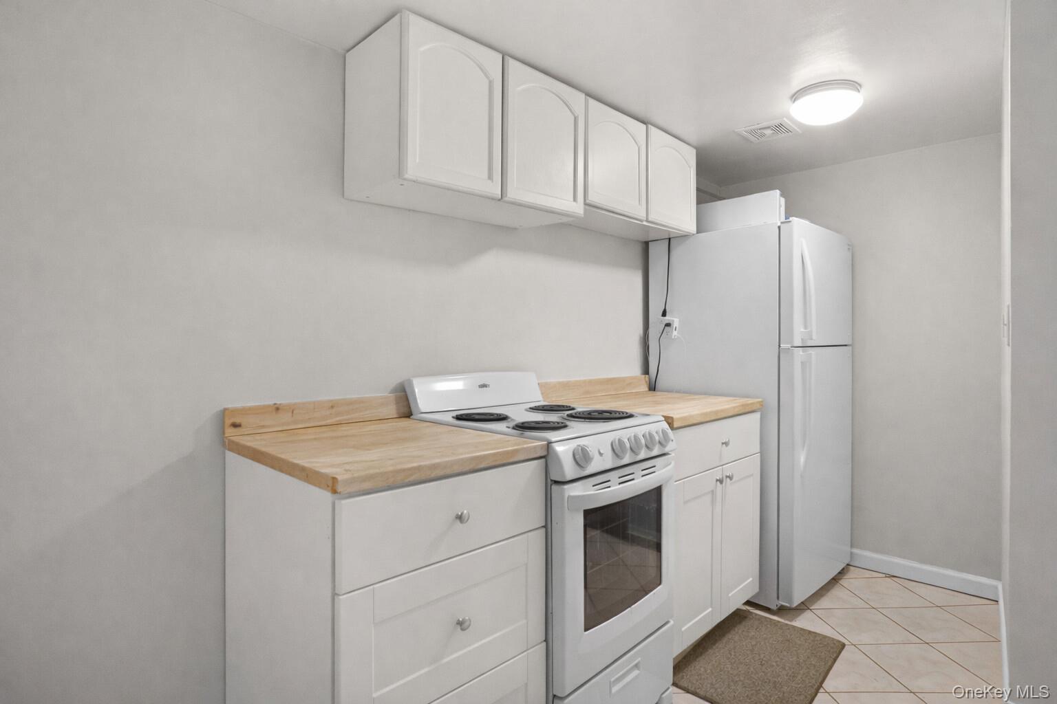 #16 photo, 4088 Grace Avenue, ब्रोंक्स Bronx , NY 10466