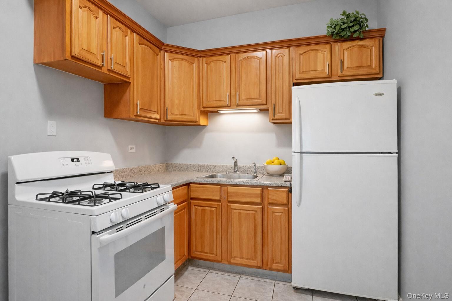 #7 photo, 4088 Grace Avenue, ब्रोंक्स Bronx , NY 10466