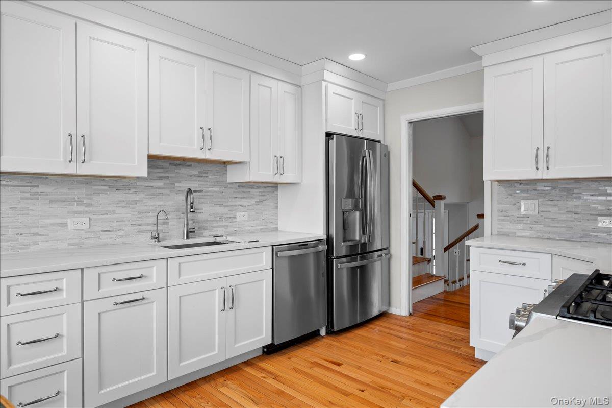 #14 photo, 1079 Weaver Street, New Rochelle , NY 10804