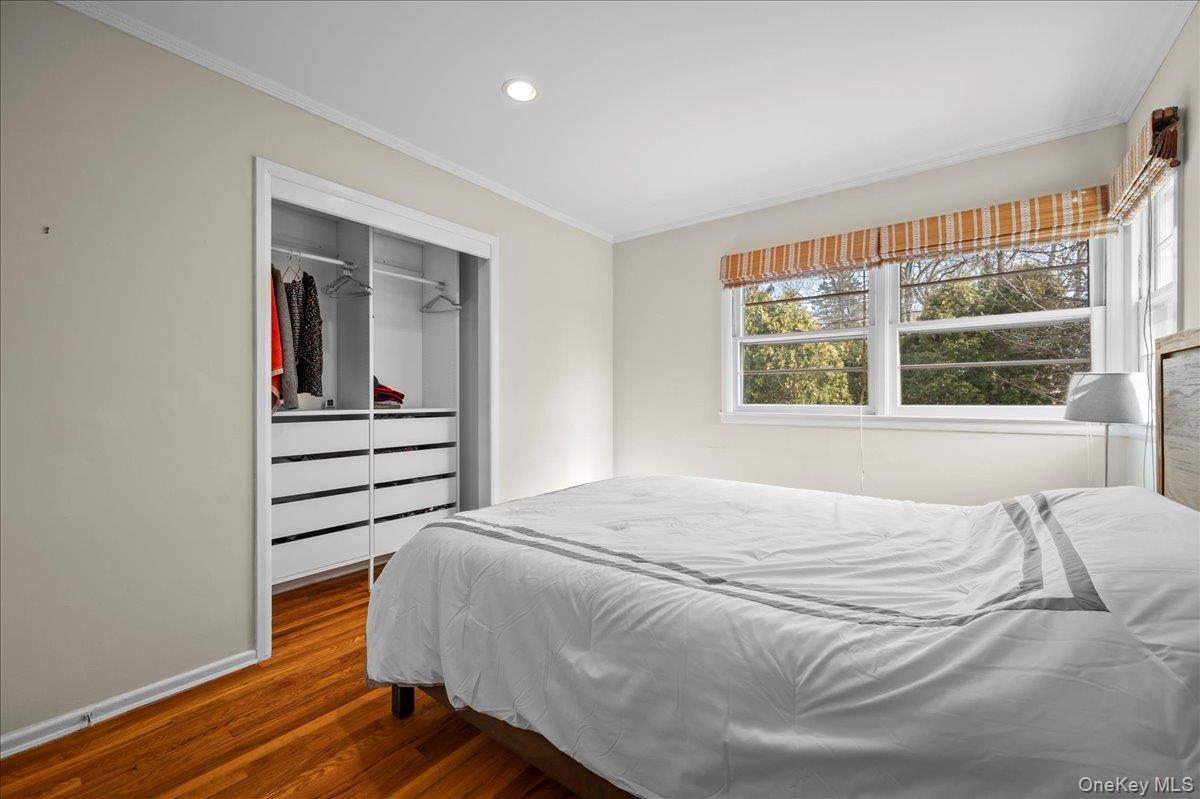 #20 photo, 1079 Weaver Street, New Rochelle , NY 10804