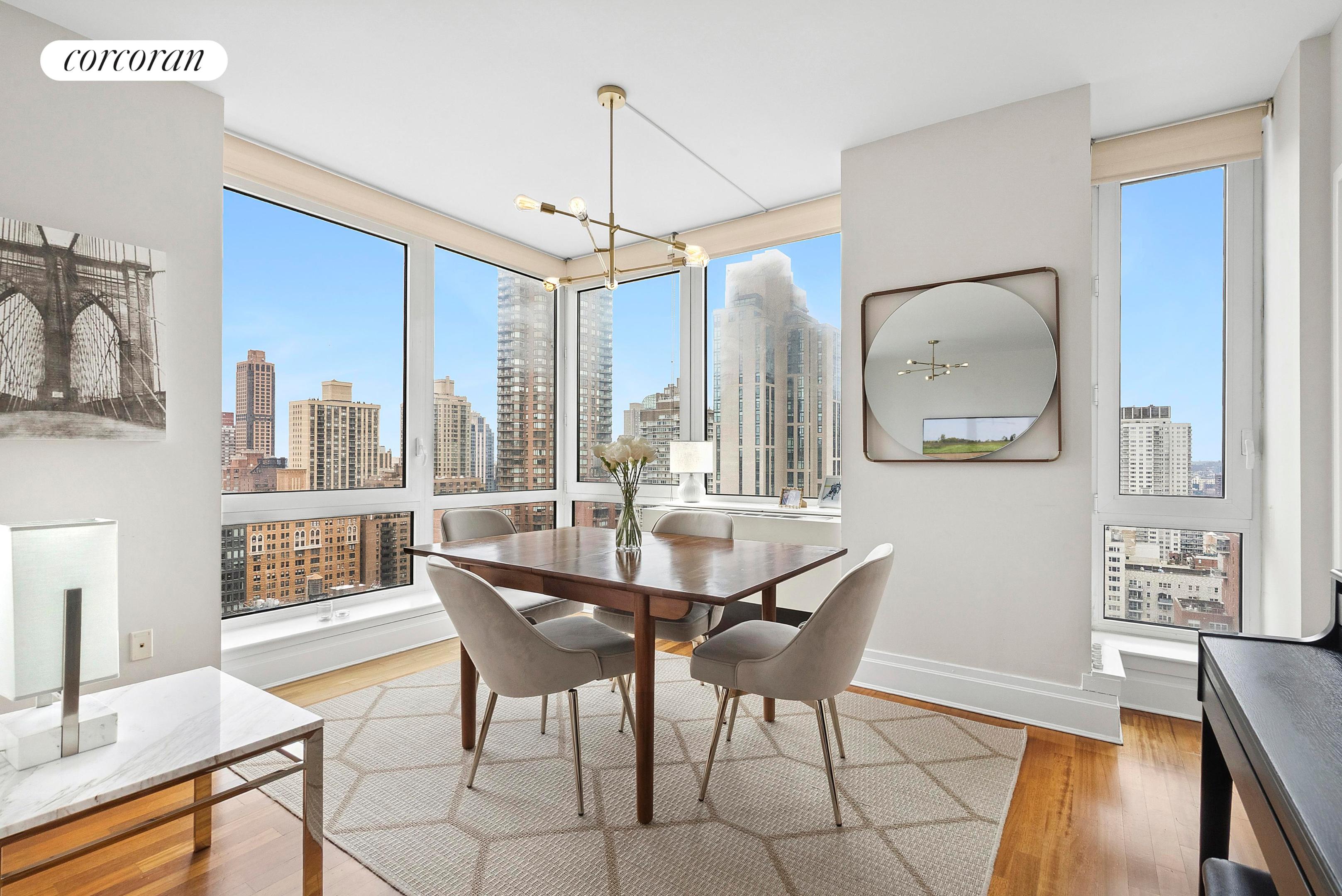 #3 photo, 300 E 77TH Street, Lenox Hill , NY 10075