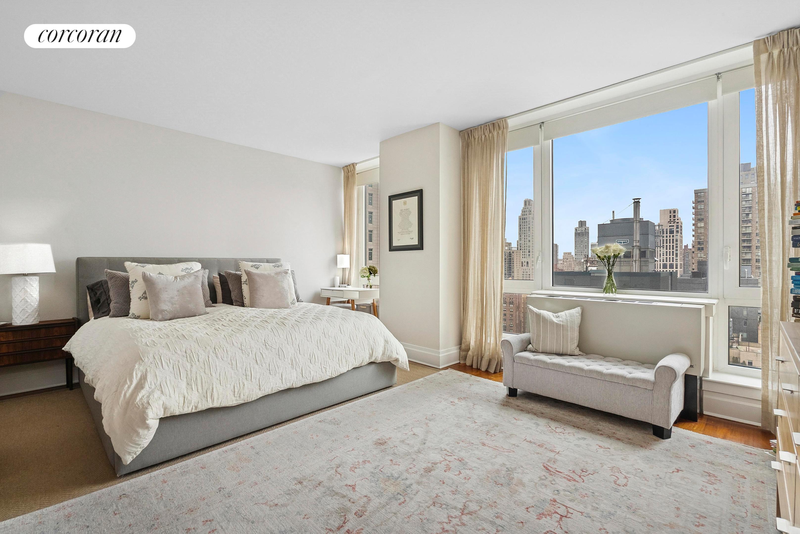 #5 photo, 300 E 77TH Street, Lenox Hill , NY 10075