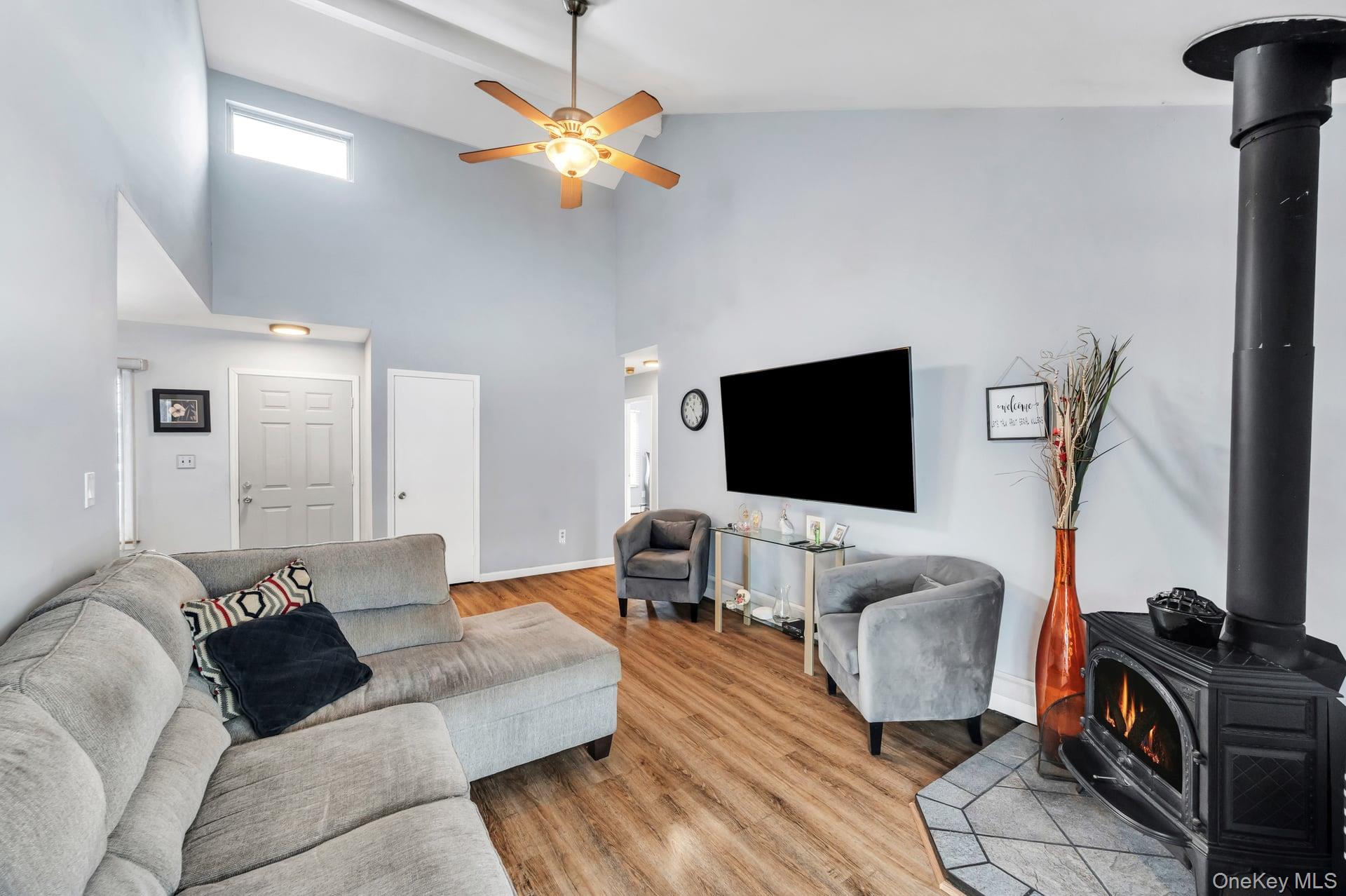 #12 photo, 17 Groton Lane, Coram , NY 11727