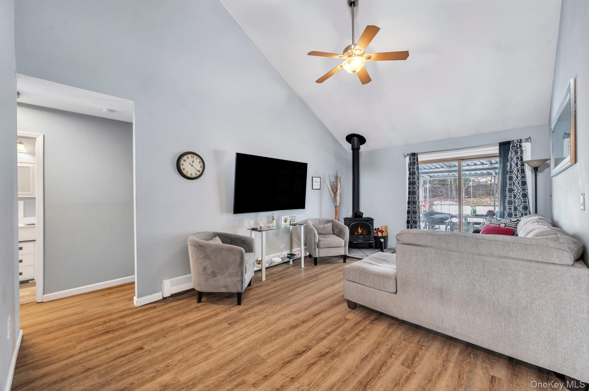 #9 photo, 17 Groton Lane, Coram , NY 11727