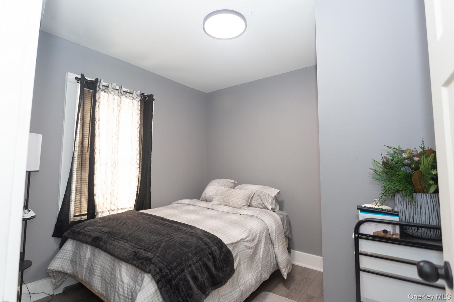 #12 photo, 14 Walnut Street, سوفولك Wyandanch , NY 11798