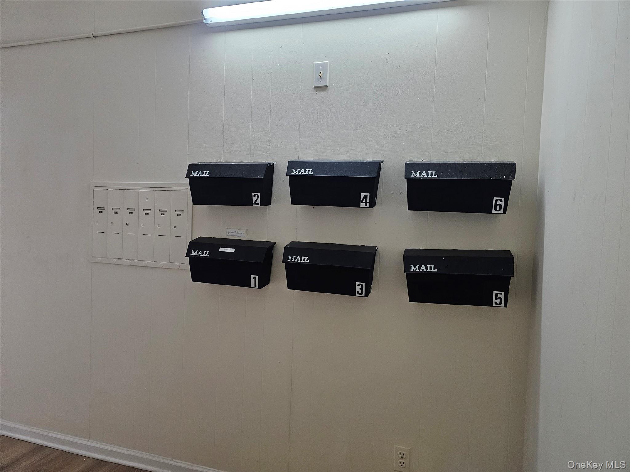 #7 photo, 2A Somerset Avenue, East Islip , NY 11730