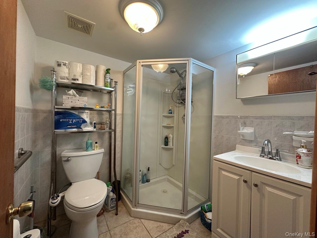 #15 photo, 4801 58th Lane, 皇后區 木邊 Woodside , NY 11377