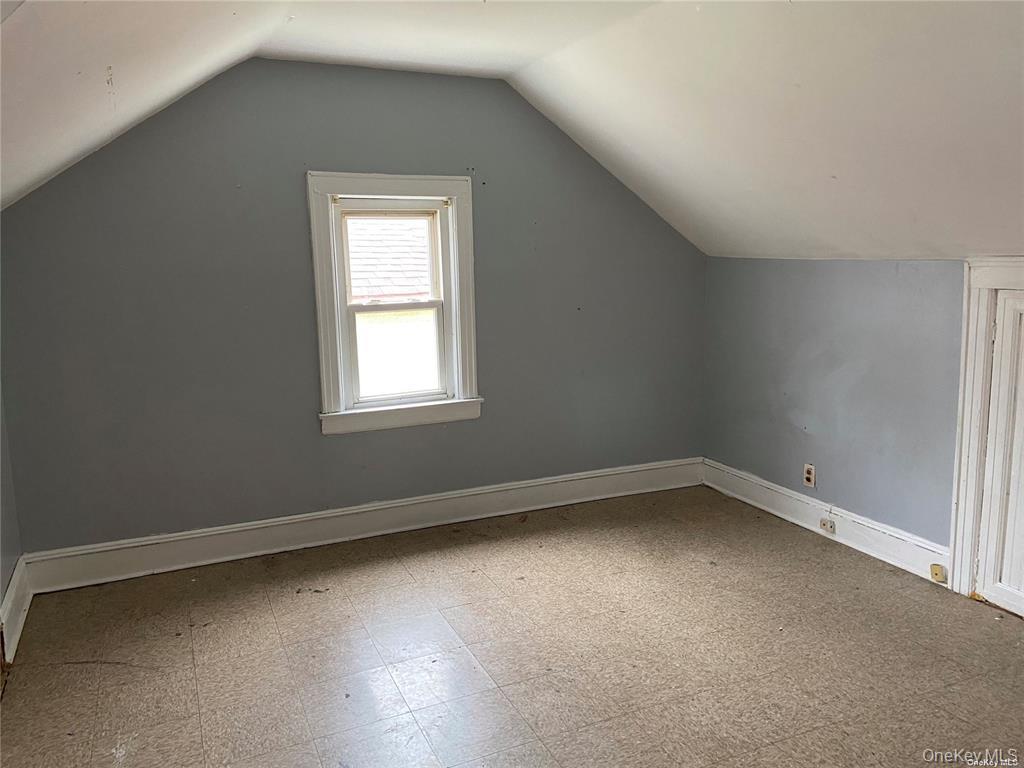 #3 photo, 21522 112th Avenue, Queens Village , NY 11429