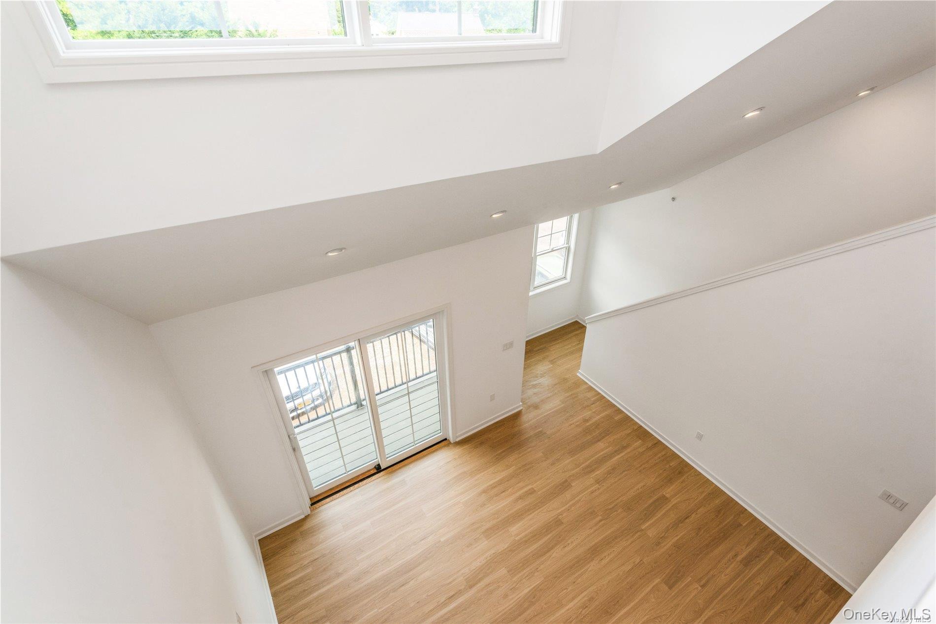 #10 photo, 418 Atlantic, Oceanside , NY 11572