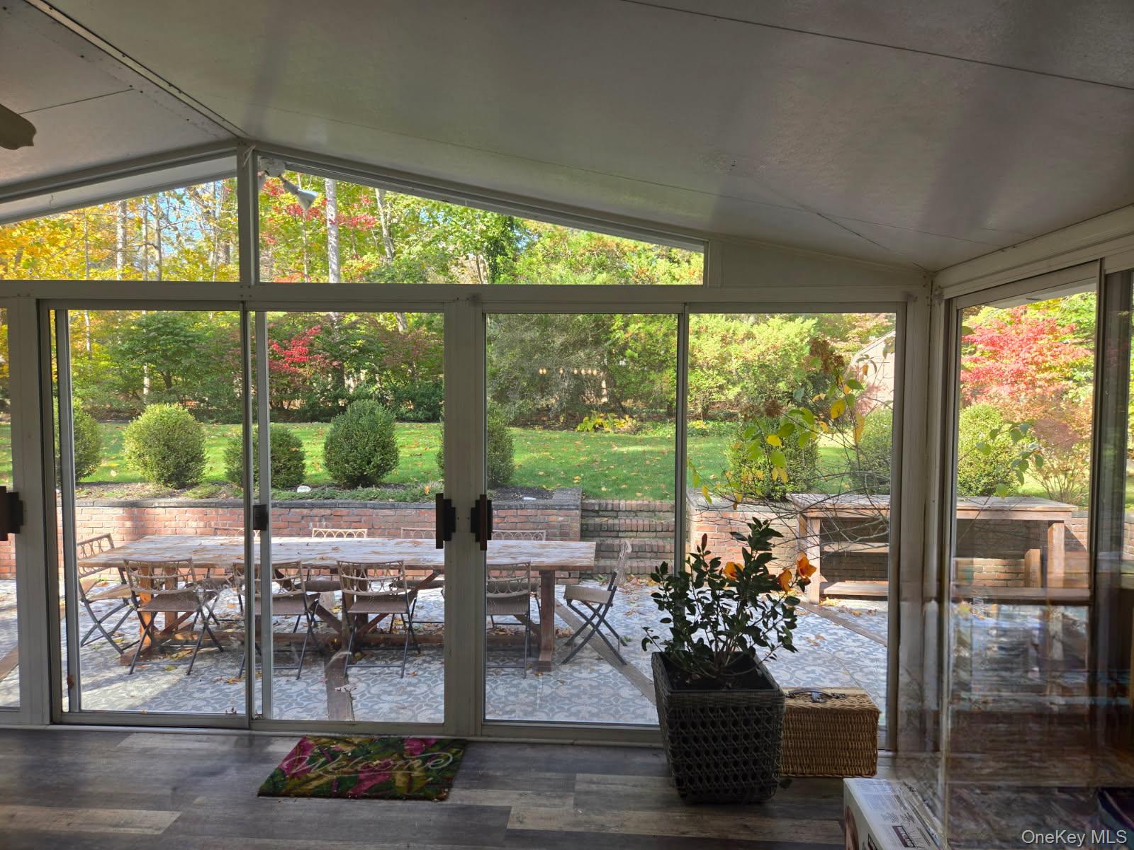 #4 photo, 7 Flamingo Drive, Smithtown , NY 11787