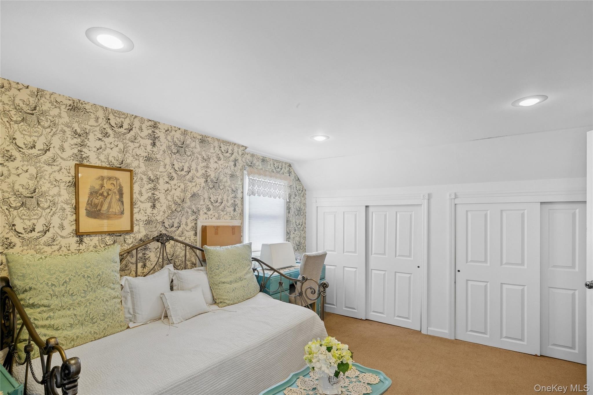 #18 photo, 67 Combes Avenue, Hicksville , NY 11801