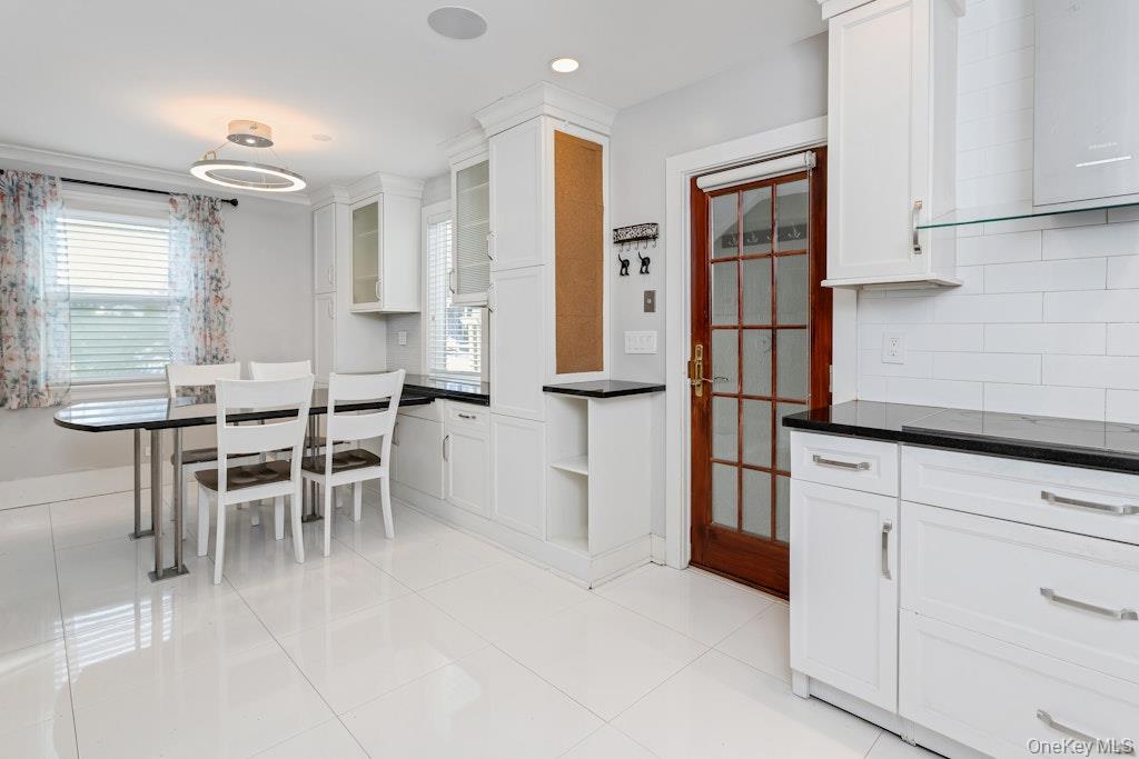 #5 photo, 155 White Road, Scarsdale , NY 10583