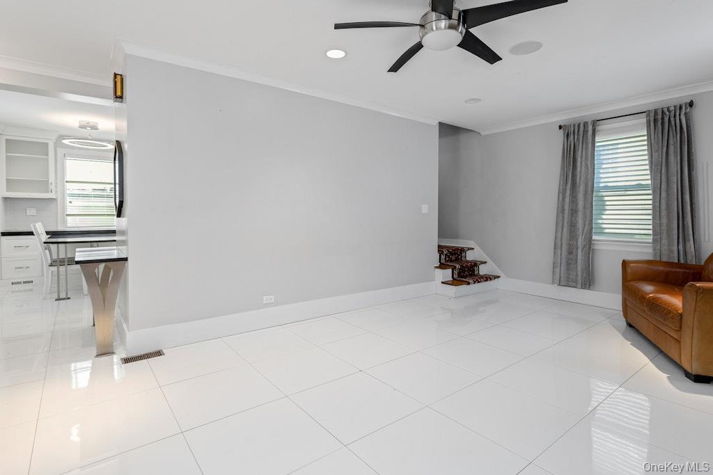 #9 photo, 155 White Road, Scarsdale , NY 10583